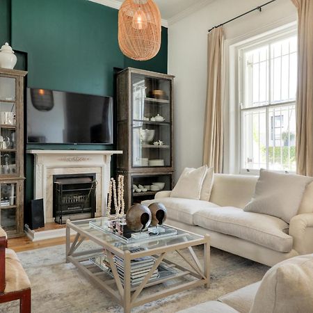 Backup-Powered Victorian House At Greenpoint Park Cape Town Eksteriør bilde